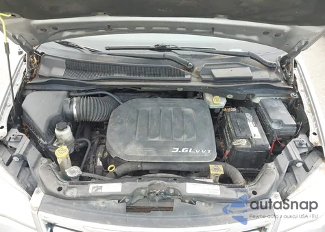 2013 Chrysler Town & Country Limited from USA, damaged, VIN 2C4RC1GG3DR622711